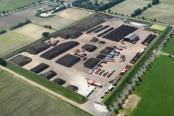 Foto van Den Ouden locatie Maasland