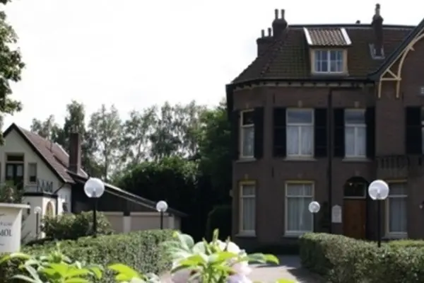 Foto van Iris & De Mol Uitvaartverzorging
