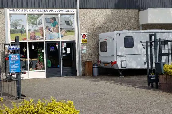 Foto van Kampeer & Outdoor Reiling