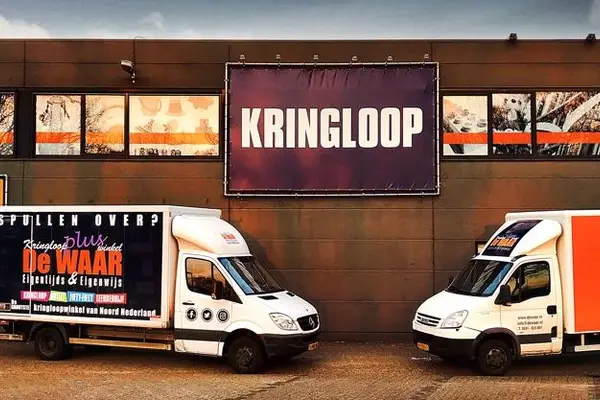 Foto van Kringloopwinkel De WAAR