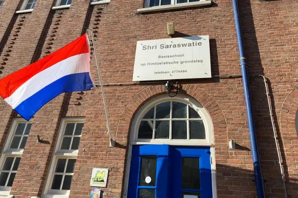 Foto van Regenboogschool Shri Saraswatie