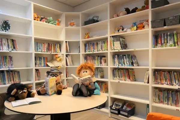 Foto van School met de bijbel Jorai