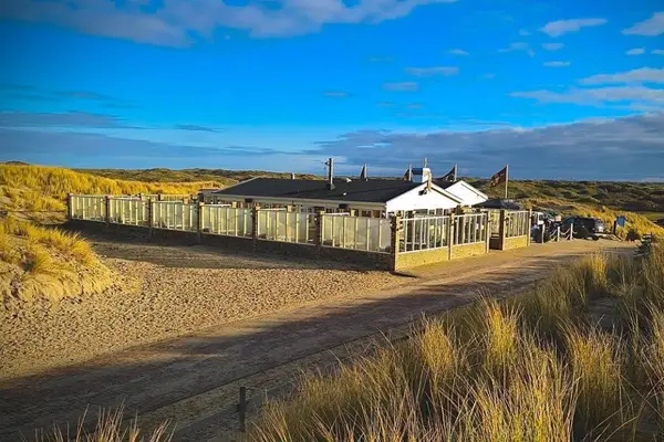 Foto van Strandpaviljoen Paal 28