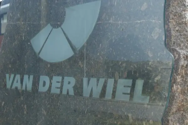 Foto van Van der Wiel Holding B.V.