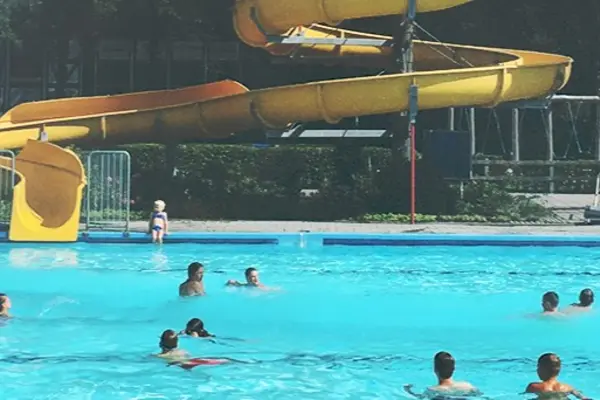 Foto van Zwembad de Waterlelie