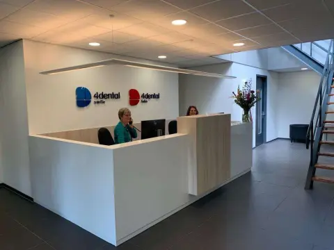 Logo van 4Dental Labs