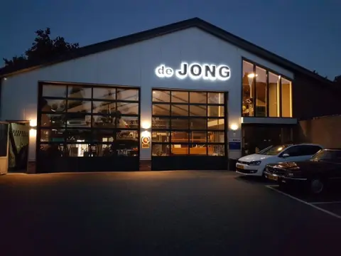 Logo van Autobedrijf de Jong Helvoirt