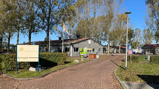 Logo van AZC Emmen