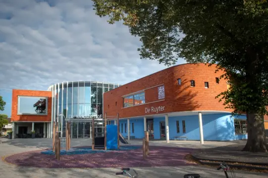 Logo van Basisschool De Ruyter
