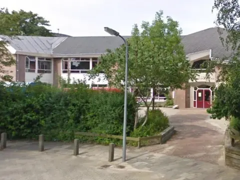 Logo van Basisschool Toermalijn