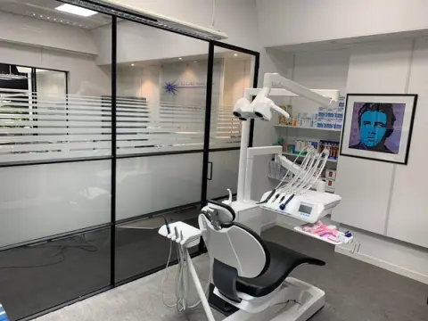 Logo van Cosmetic Dental Clinic Leo