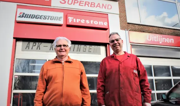 Logo van First Stop Superband