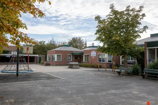 Logo van Openbare Basisschool De Westhoek