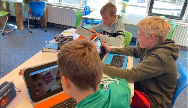 Logo van Openbare Basisschool ’t Jok