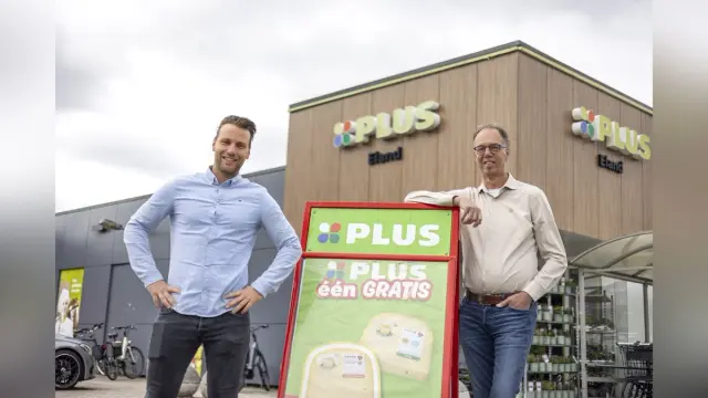 Logo van PLUS Tom Groot Roessink