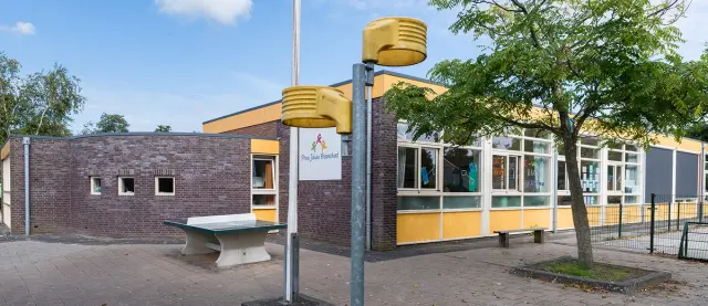 Logo van Prins Johan Frisoschool