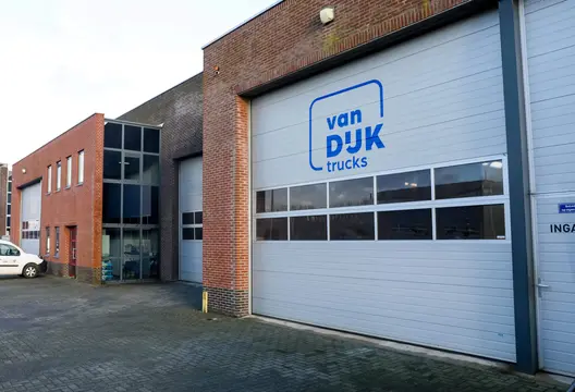 Logo van Spuiterij Van Dijk Trucks